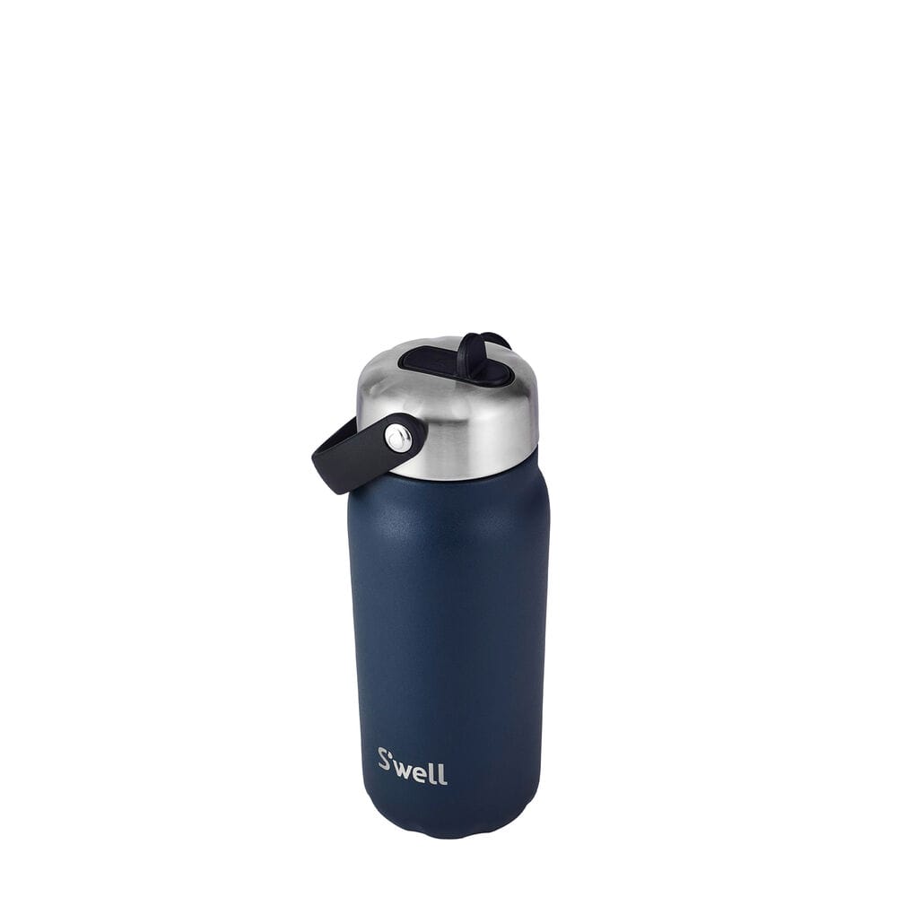 explorer-with-flip-straw-lid-18oz-n6 5345123_Swell-Explorer-with-Flip-Straw-Water-Bottle-18oz-Azurite-Blue-Front-Angled_74ce_1.jpg